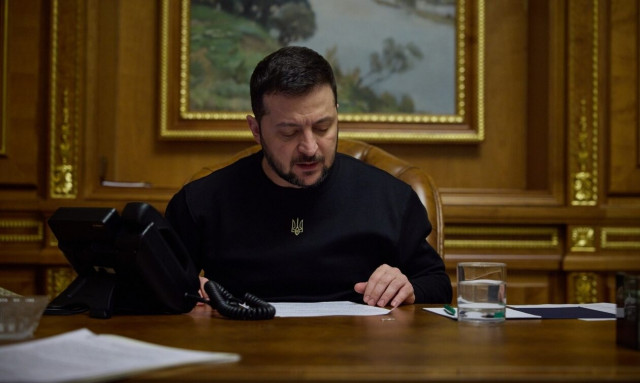 Πόλεμος στην Ουκρανία: Ο Ζελένσκι θέλει περισσότερες κυρώσεις στη Ρωσία