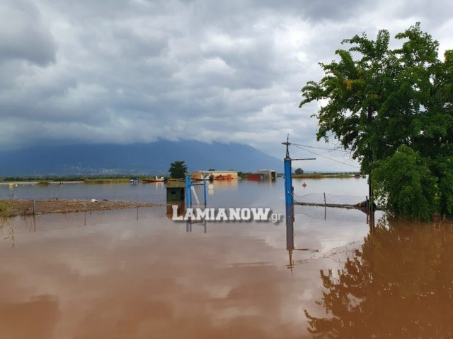Heavy rain and thunderstorms in Attica from Storm Elias; Fokida, Evia, Fthiotida, Achaia on alert