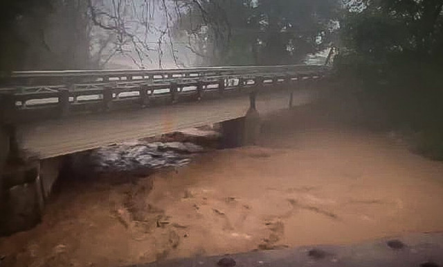 Κακοκαιρία Elias: Τουλάχιστον 40 σπίτια πλημμύρισαν στις Ροβιές Ευβοίας