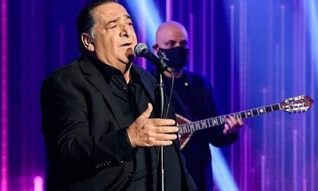 Βασίλης Καρράς: «Δίνει τη μάχη του γενναία, για πρώτη φορά να πούμε την αλήθεια», λέει ο αδερφός του