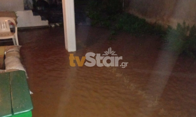 Κακοκαιρία Elias: Κραυγή αγωνίας δημάρχου από την Εύβοια – «Το νερό έφτασε ένα μέτρο, κινδυνεύουμε»