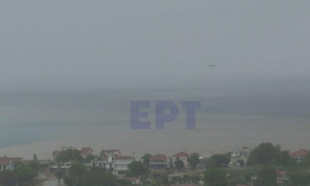 Αυτό είναι το ελικόπτερο που έπεσε στη Βόρεια Εύβοια - Επιχείρηση με Super Puma