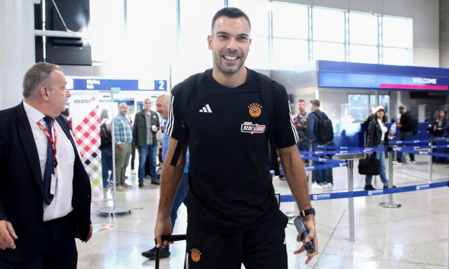 Super Cup 2023: O Κώστας Σλούκας τα είπε σε φιλικό κλίμα με Παπανικολάου και Λαρεντζάκη