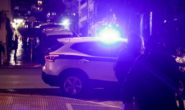 Καστοριά: Συνελήφθησαν 7 μέλη εγκληματικής ομάδας - Βοηθούσαν στις εξόδους μεταναστών από τη χώρα