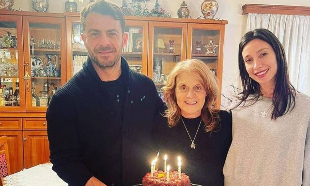 Γιώργος Αγγελόπουλος: «Δεν μπορούσε να σταθεί στα πόδια της» - Συγκινεί η κολλητή της μητέρας του