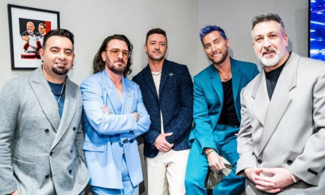 NSYNC: Είκοσι χρόνια μετά το συγκρότημα μπήκε ξανά στο στούντιο και ηχογράφησε ένα τραγούδι
