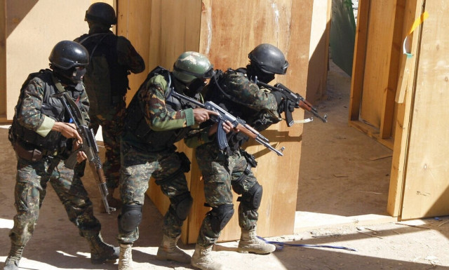 Υεμένη: Στρατιωτικός του Μπαχρέιν σκοτώνεται από επίθεση των Χούθι στη Σαουδική Αραβία