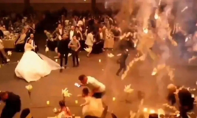 Ιράκ: «Αισθανόμαστε νεκροί μέσα μας», αναφέρει το ζευγάρι του «ματωμένου γάμου» με τους 113 νεκρούς