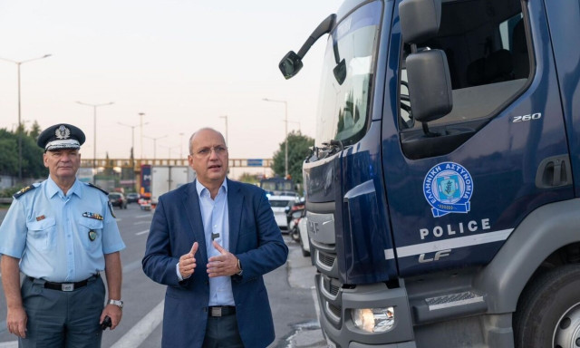 Οικονόμου: Νέα μέτρα αποσυμφόρησης του Κηφισού - Εγκατάσταση γερανοφόρων οχημάτων στην Εθνική