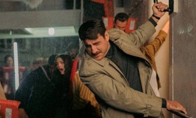 Το Ναυάγιο: Πώς γυρίστηκαν οι σκηνές μέσα στη θάλασσα και το κοινό στοιχείο με το Netflix