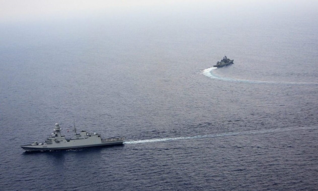 Προκλητικό δημοσίευμα από τη Yeni Safak: Η Ελλάδα σταματά να εξοπλίζει τα νησιά