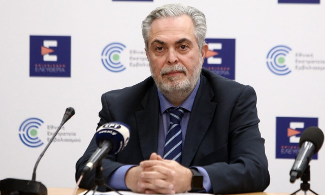 Παραιτήθηκε ο πρόεδρος του ΕΟΦ - Το μήνυμα του Δημήτρη Φιλίππου