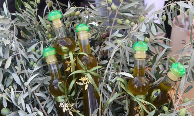 Ακριβό μου... ελαιόλαδο: Βάζουν GPS οι παραγωγοί για να μην το κλέβουν - «Καλπάζει» η τιμή του