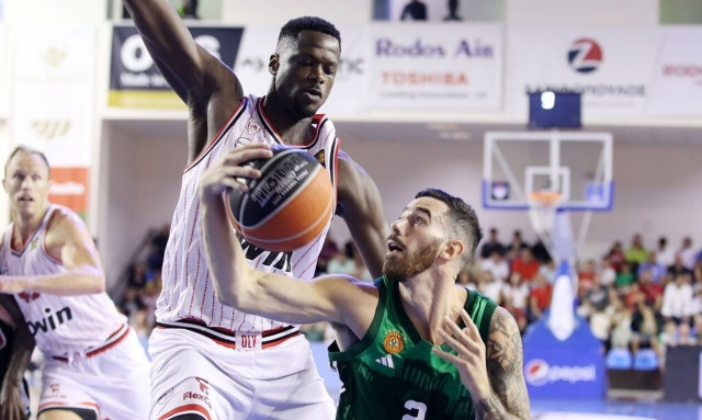 Παναθηναϊκός - Ολυμπιακός: Οριστικά εκτός ντέρμπι ο Φαλ