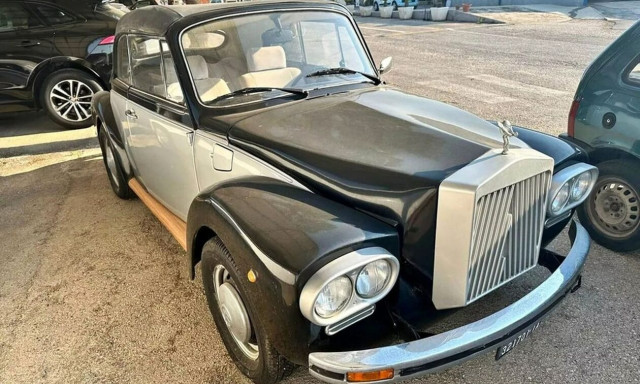 Ένας Σκαραβαίος με βρετανικό κοστούμι