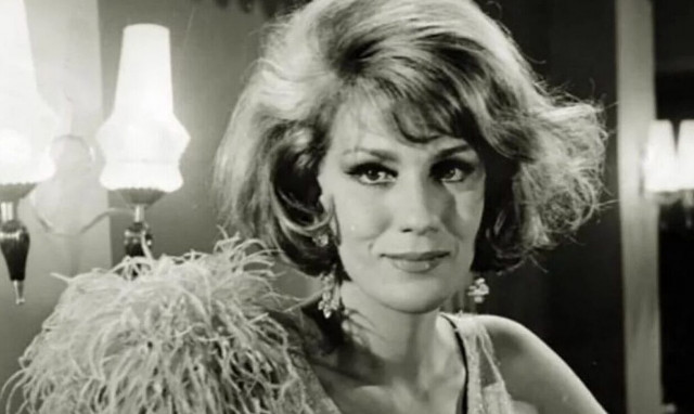 Popular film and theatre actress Mary Chronopoulou dies, aged 90
