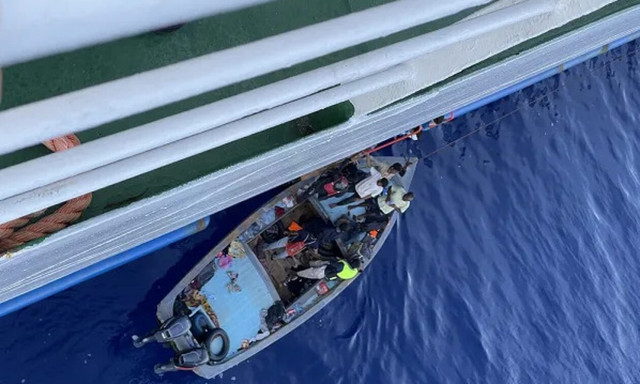 Κρήτη: Σε δομή φιλοξενίας οι 17 από τους 22 μετανάστες που διασώθηκαν στην Παλαιοχώρα