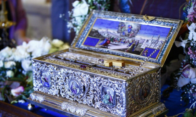 Ιωάννινα: Θεία Λειτουργία πριν την αναχώρηση της Αγίας Ζώνης