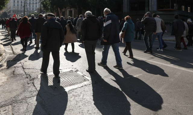 Συντάξεις: Αυξήσεις για 2.600.000 συνταξιούχους - Πότε και πόσα θα πάρουν