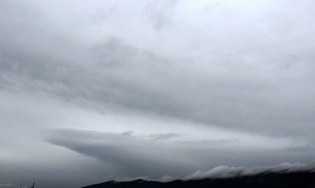 O καιρός: Αραιές νεφώσεις σε όλη τη χώρα και σχετικά υψηλές για την εποχή θερμοκρασίες