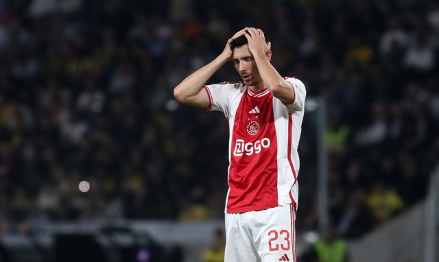 Euro 2024: Χάνει Ελλάδα και Γαλλία ο Μπέργκχαους για την Ολλανδία