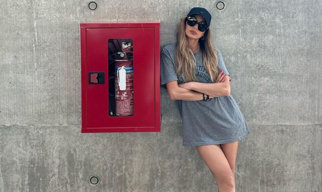 Δέσποινα Βανδή: Στο Λος Άντζελες για προγραμματισμένη συναυλία η τραγουδίστρια