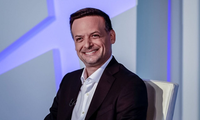 Η άβολη στιγμή του Χάρη Δούκα κατά τη διάρκεια του debate (βίντεο)