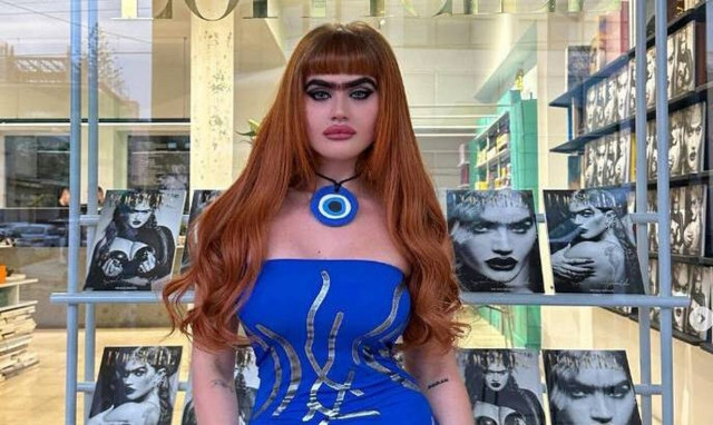 Σοφία Χατζηπαντελή: Ποζάρει χωρίς τα πυκνά της φρύδια για πρώτη φορά - Δείτε τη φωτογραφία