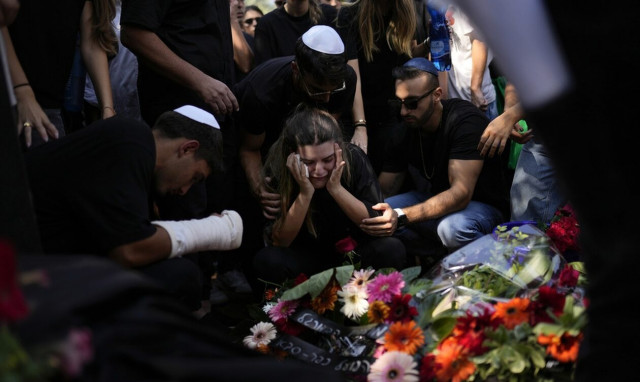 Πόλεμος στο Ισραήλ: Αποκεφαλίστηκαν βρέφη, επιβεβαιώνει ο στρατός - «Βάρβαρο ακόμη και για τη Χαμάς»