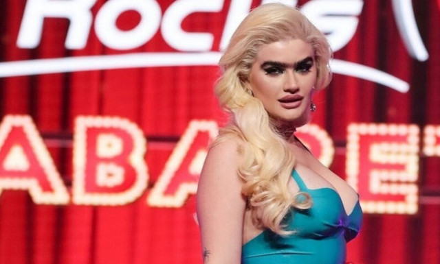 Η Σοφία Χατζηπαντελή ποζάρει για πρώτη φορά χωρίς τα φρύδια-σήμα κατατεθέν της (pic)