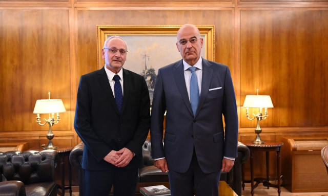 Νίκος Δένδιας σε Ισραηλινό πρέσβη: Αμέριστη η συμπαράσταση της Ελλάδας στο Ισραήλ