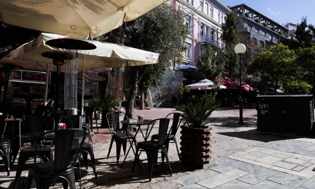 Θέλεις να ανοίξεις επώνυμο σούπερ μάρκετ, καφέ ή fast food στη γειτονιά σου; Δες πόσο κοστίζει