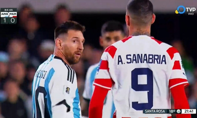 Λιονέλ Μέσι: Έριξε «γαλλικά» σε αντίπαλο και αυτός τον έφτυσε - Η αντίδραση του Αργεντίνου