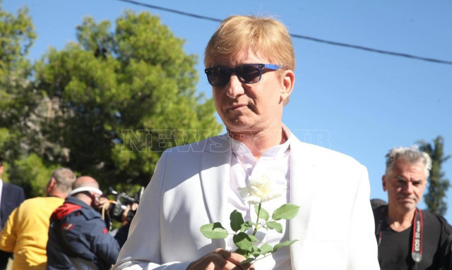 Μάκης Δελαπόρτας: Κατέρρευσε όταν άνοιξε το φέρετρο της Μαίρης Χρονοπούλου