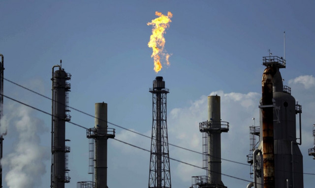 Νέο ράλι για το πετρέλαιο – Πρόβλεψη για τιμή στα 150 δολ.