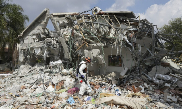 Συνεχίζεται η αιματοχυσία στη Μέση Ανατολή