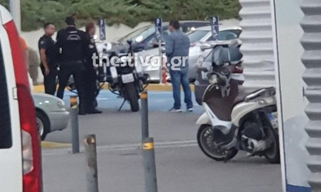 Θεσσαλονίκη: Πυροβολισμοί έξω από σούπερ μάρκετ