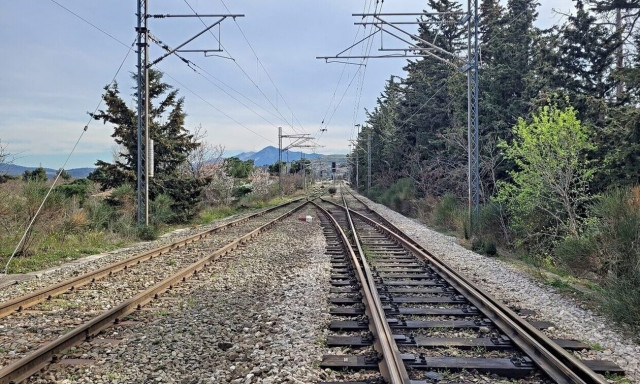 Προαστιακός Πάτρας: Εκτροπή δρομολογίου για ένα… χαστούκι!