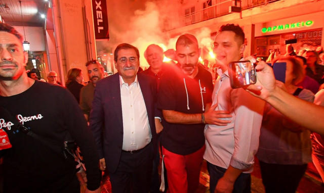 Πάτρα: Έκαναν τη νύχτα - μέρα για τον Κώστα Πελετίδη