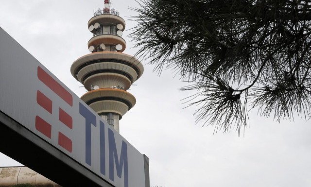 Telecom Italia: Στα… χέρια της KKR έναντι 23 δισ;