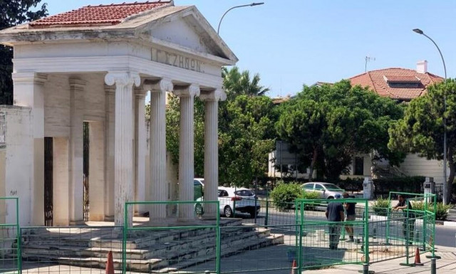 Κύπρος: Αυτή είναι η αιτία της έντονης δυσoσμίας που επικρατεί στη Λάρνακα