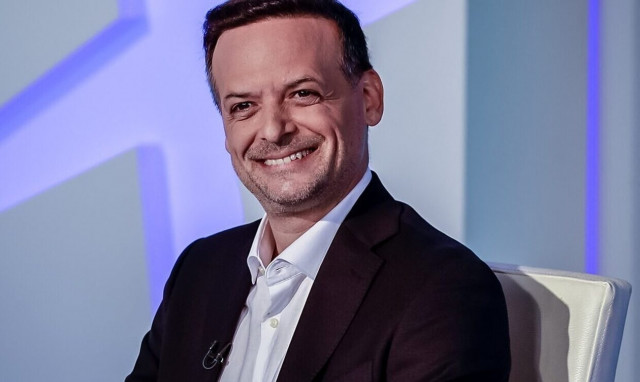 Αποκαλυπτικός... Χάρης Δούκας: «Έχω κολυμπήσει γυμνός σε απόμακρη παραλία»