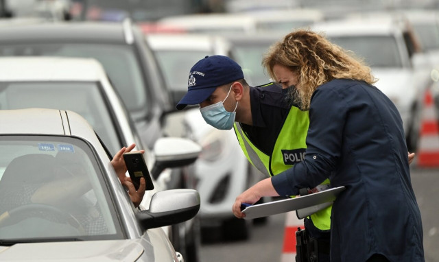 Τροχαία: «Γράφει» το 23% όσων σταματάει για έλεγχο - Πάνω από 23.000 παραβάσεις σε 15 ημέρες