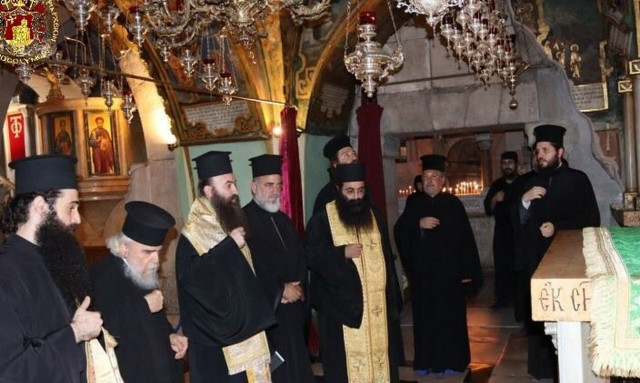 Προσευχή στον Φρικτό Γολγοθά για το τέλος του πολέμου