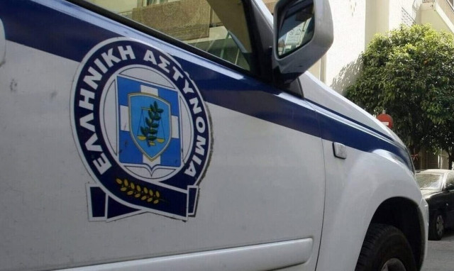 Πέραμα: Λήστεψαν ζαχαροπλαστείο - Έδεσαν με καλώδιο υπάλληλο και τον ιδιοκτήτη και απέσπασαν χρήματα