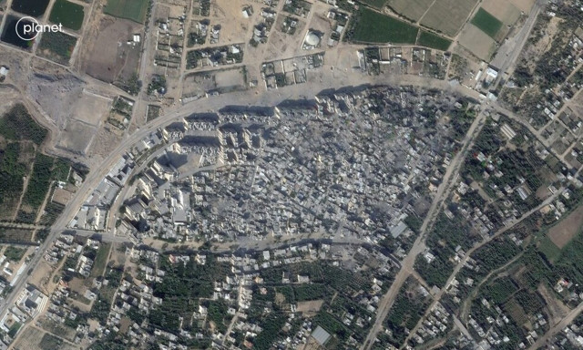 Δορυφορικές φωτογραφίες αποκαλύπτουν τις καταστροφές από τους βομβαρδισμούς στη Γάζα