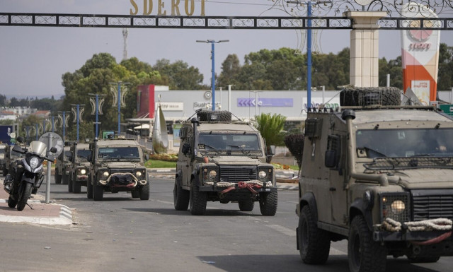 Ντοκουμέντο: Ισραηλινοί κομάντος ψάχνουν πόρτα – πόρτα ενόπλους της Χαμάς