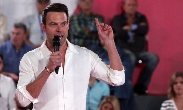 Πορτοσάλτε: Ο Κασσελάκης παραμένει στη γραμμή της ανοησίας