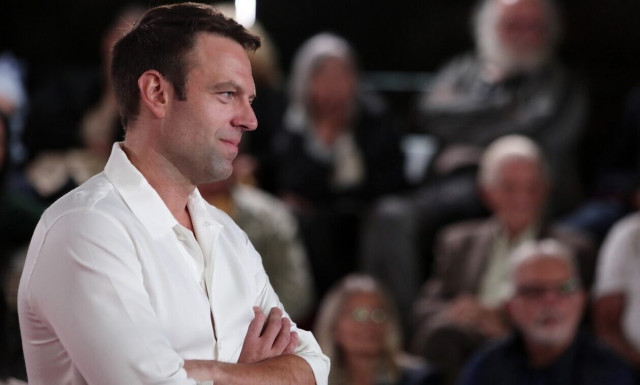 Στέφανος Κασσελάκης: Σε διαμέρισμα 1.500 δολαρίων τη βραδιά μένει στη Νέα Υόρκη