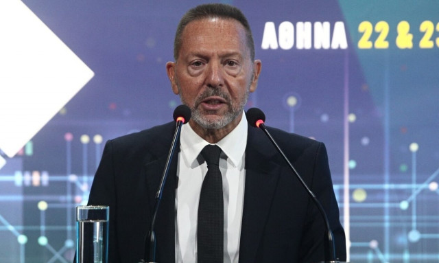 Στουρνάρας στους FT: «Όχι» σε άλλες αυξήσεις επιτοκίων – Νέες προκλήσεις λόγω Μέσης Ανατολής